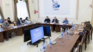 Алгоритмы против смыслов: в ОП РФ рассказали об информационном противостоянии в интернете