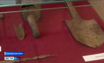 Школьники-участники поискового отряда "Сонор" из Сунтарского района представили находки с берегов озера Ильмень