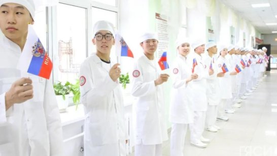 1668 земских докторов и фельдшеров трудоустроили в Якутии