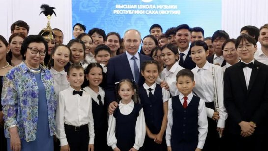 Владимир Путин направил приветствие участникам фестиваля "Симфония добра"