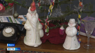 "Новый год сквозь времена". В Музее музыки и фольклора народов Якутии открылась новогодняя экспозиция