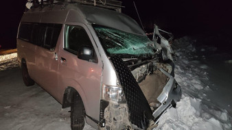 В Алданском районе столкнулись микроавтобус и автомашина КамАЗ