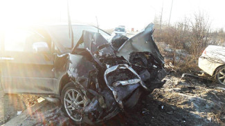 В Мирнинском районе произошло столкновение двух автомашин
