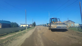 Ремонт дорог продолжается в городских поселениях и селах Якутии