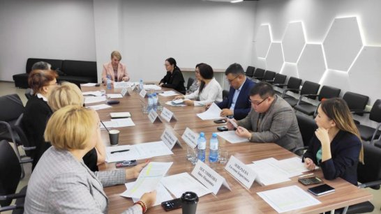В Якутии состоялась рабочая встреча по вопросам внедрения регионального социального стандарта
