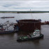 Коффердам центральной опоры Ленского моста установили на дно реки