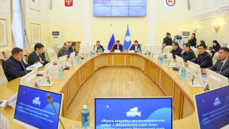 В Якутске состоялся круглый стол по итогам аварийно-восстановительных работ в Оймяконском районе