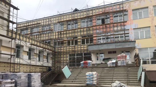 Более 2 млрд рублей выделено на капитальный ремонт школ в Якутии