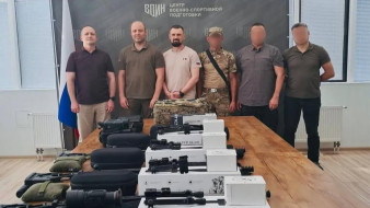 Федерация боевого снайпинга России и Центр "ВОИН" передали бойцам СВО современные винтовки