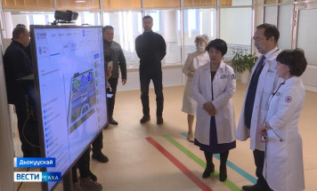 Дьокуускайга тутулла турар социальнай эбийиэктэр тутууларын хаамыытын Ил Дархан көрдө