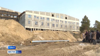"Полярная звезда". В Якутии идёт строительство крупного детского центра