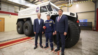 Автопарк колымского поисково-спасательного отряда пополнился новым снегоболотоходом