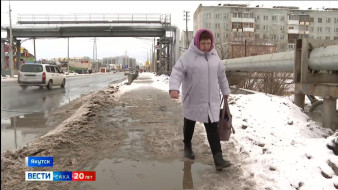 Активисты народного фронта проверили эффективность работы городских дорожных служб и управляющих компаний в Якутске