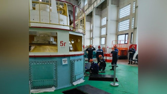 Специалисты Вилюйских ГЭС проводят капитальный ремонт гидроагрегата