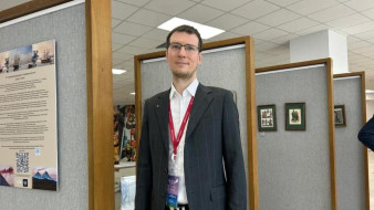 Более 1000 гостей и участников ВЭФ посетили выставку гравюр об истории Дальнего Востока