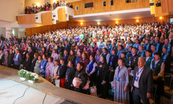 В Якутске открылся III Республиканский съезд учителей якутского языка, литературы и культуры