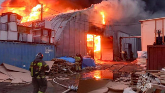 Пожарные Якутска ликвидировали крупный пожар