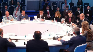 ПМЭФ-2025: Якутия укрепляет технологическое лидерство через сотрудничество с крупным бизнесом и научным сообществом