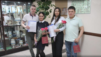 В Мирном 32 молодые семьи получили сертификаты на приобретение жилья