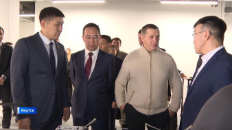 Юрию Трутневу презентовали проекты разработчиков креативного кластера "Квартал труда"