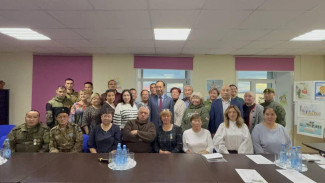 Глава Якутии встретился с бойцами спецоперации и волонтерами в Нижнеколымском районе