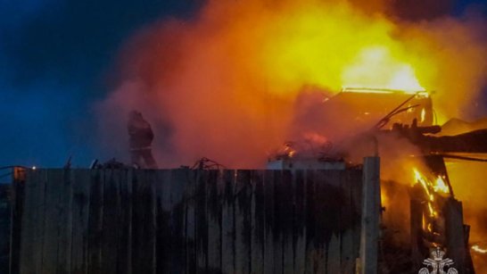 В Сунтарском районе при пожаре частного дома погиб мужчина