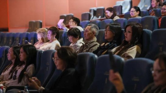 В Якутске состоялась церемония открытия кинопоказов в рамках форума "Создано на Дальнем Востоке"