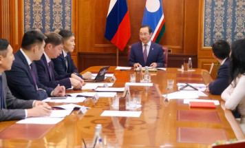 Айсен Николаев провёл совещание по вопросам деятельности Корпорации развития республики