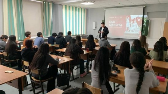 Бурятию, Якутию и Еврейскую автономную область в эти дни объединило общество "Знание"