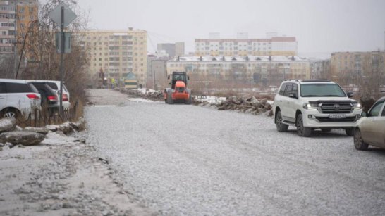 В Якутске временно приостановят движение транспорта по Набережной Романа Дмитриева