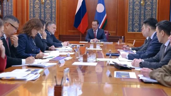 Айсен Николаев определил ключевые направления развития здравоохранения в Якутии