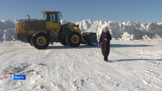 Месячная норма осадков. В Якутске устраняют последствия сильного снегопада