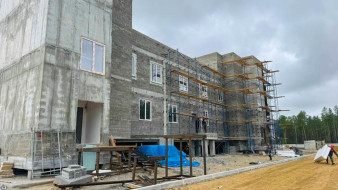 Ход строительства объектов в Мегино-Кангаласском районе проверил Дмитрий Садовников