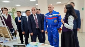 Вилюйский район Якутии посетил летчик-космонавт Олег Артемьев