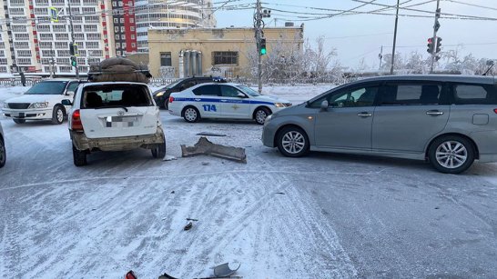 На перекрестке улиц Хабарова - Ярославского произошло ДТП. Пострадали два несовершеннолетних