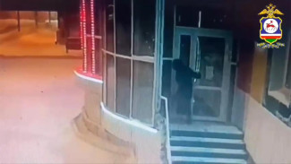 В Якутске задержан мужчина при попытке кражи из ювелирного магазина
