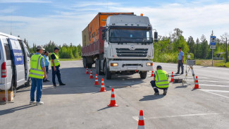 Весовой контроль работает на автодороге "Колыма"