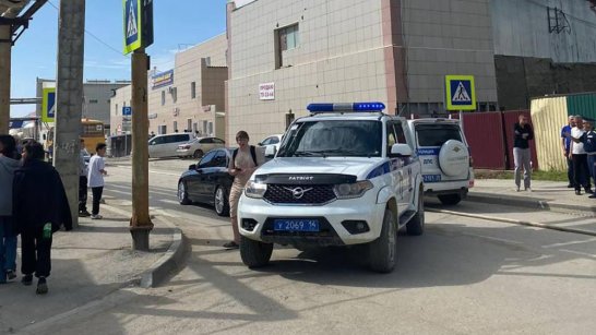 В Якутске временно ограничено движение транспорта по улице Труда