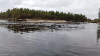 В Оленёкском районе в результате опрокидывания лодки пропал человек