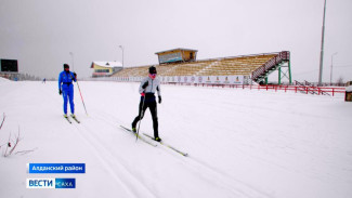 Биатлонисты и лыжники сборной России готовятся к соревнованиям в Алданском районе