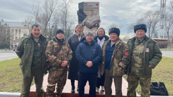 Медики из Якутии продолжают оказывать практическую помощь военным врачам в госпитале в Ростове-на-Дону