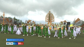 Айсен Николаев: "Крупные мероприятия сплачивают население и двигают вперед республику"