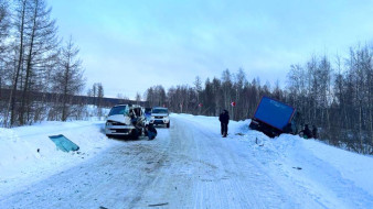 В Амгинском районе Якутии произошло ДТП. Пострадали два человека