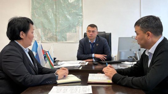 Участница программы "Якутия – Земля героев" проходит стажировку в Олекминском районе