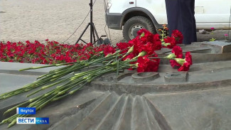 В Якутске прошел траурный митинг ко Дню памяти и скорби