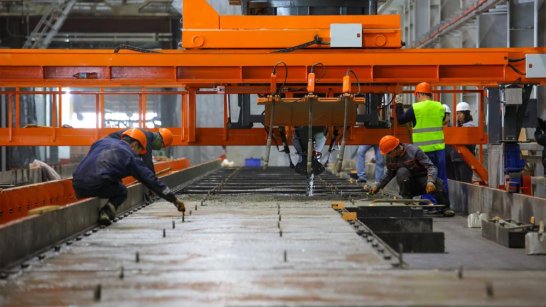 В Якутске модернизированный ДСК формует до 60 кубометров панелей в день