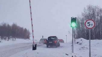 Увеличена грузоподъёмность до 5 тонн на ледовом автозимнике через Лену