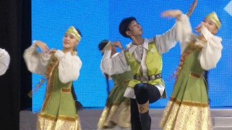 СӨ үтүөлээх артыыһа Афанасий Соловьев үбүлүөйдээх кэнсиэрэ буолла