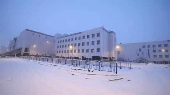 В микрорайоне Звездный Якутска строят одну из крупнейших школ региона