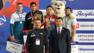 Спортсмены пяти стран стали обладателями золотых медалей международного чемпионата по вольной борьбе памяти Романа Дмитриева